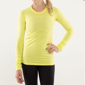 Lululemon Run: Swiftly Tech Long Sleeve - Heathered Split Pea